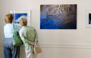 Viewers at Salem Old  Town Hall; Copyright 2006 Jerry Halberstadt